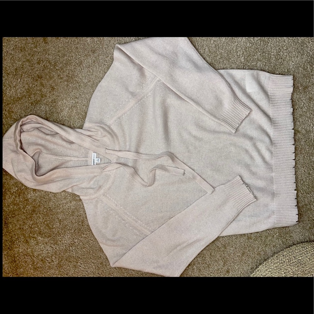 BRAND NEW NEVER WORN Minnierose Distressed edge cashmere pullover